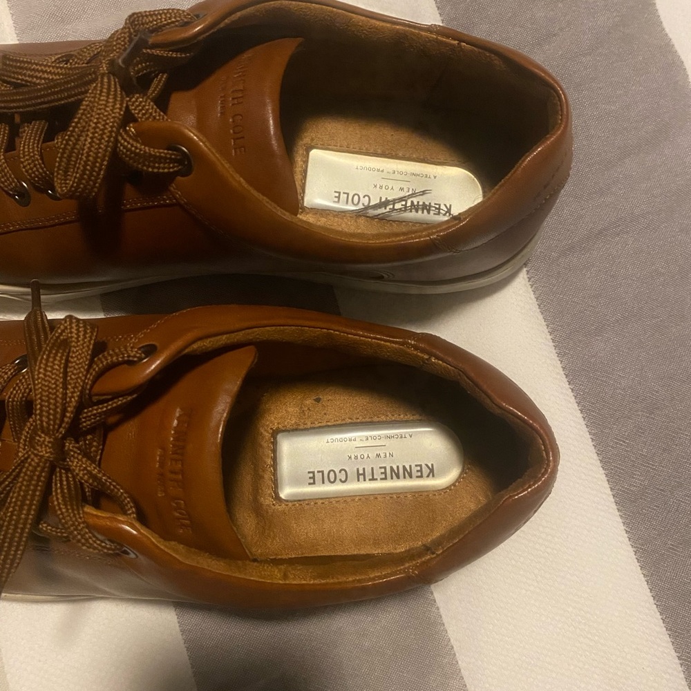 Kenneth Cole New York Liam Sneaker - Picture 2 of 4
